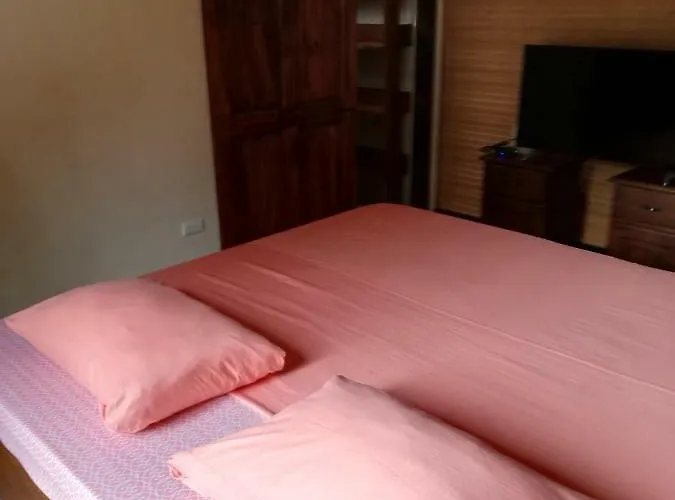 Casa Taupe